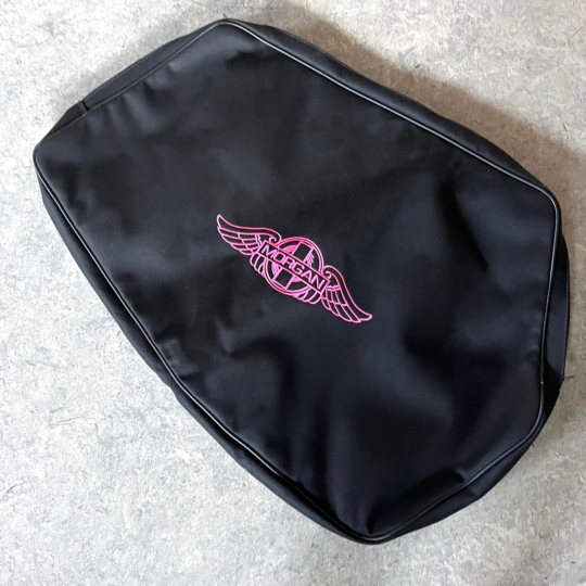 Black sidescreen bag with Morgan wings (post 1997 cars)