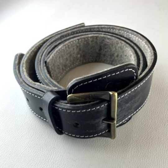 Bonnet strap - black with felt backing