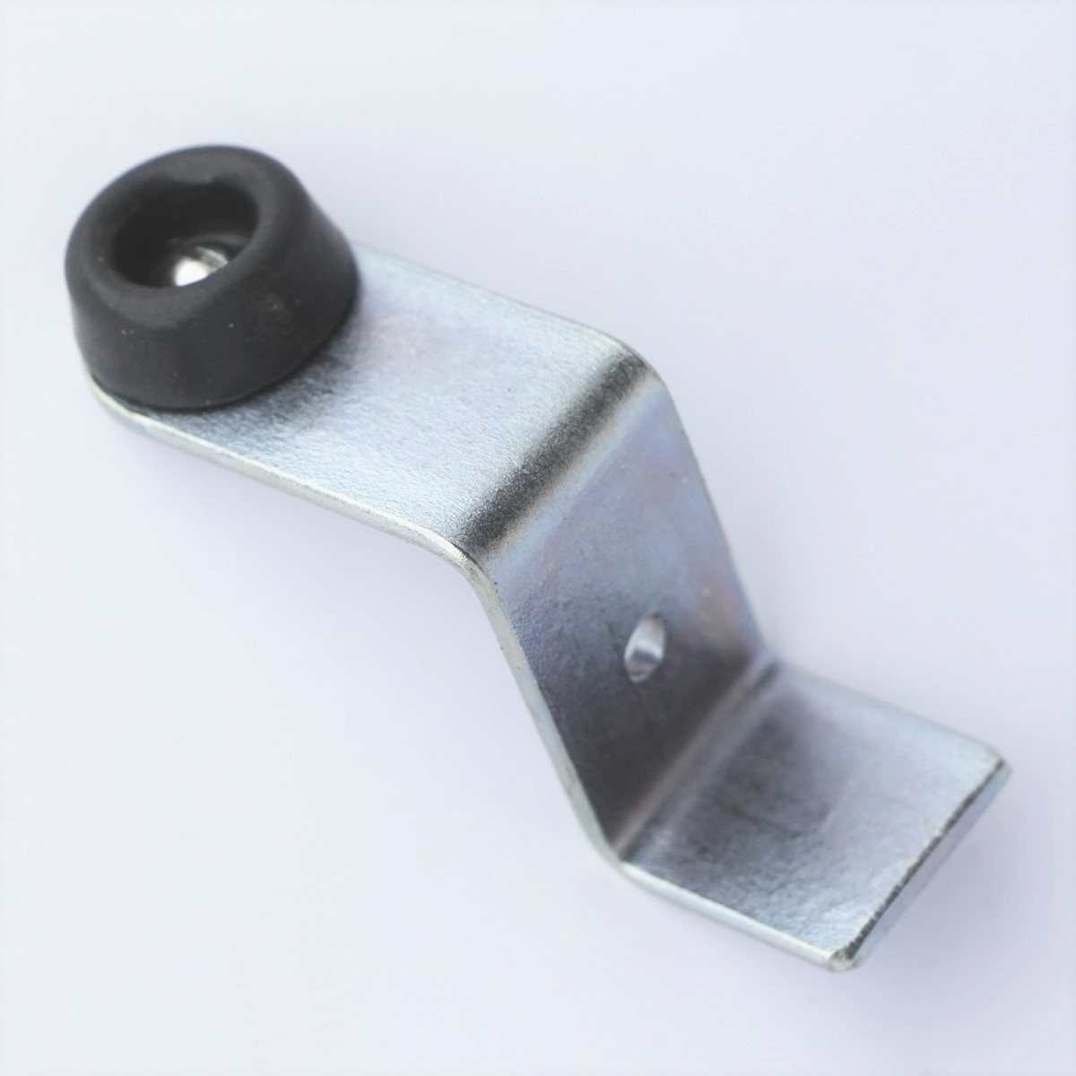 Bonnet buffer bracket and rubber