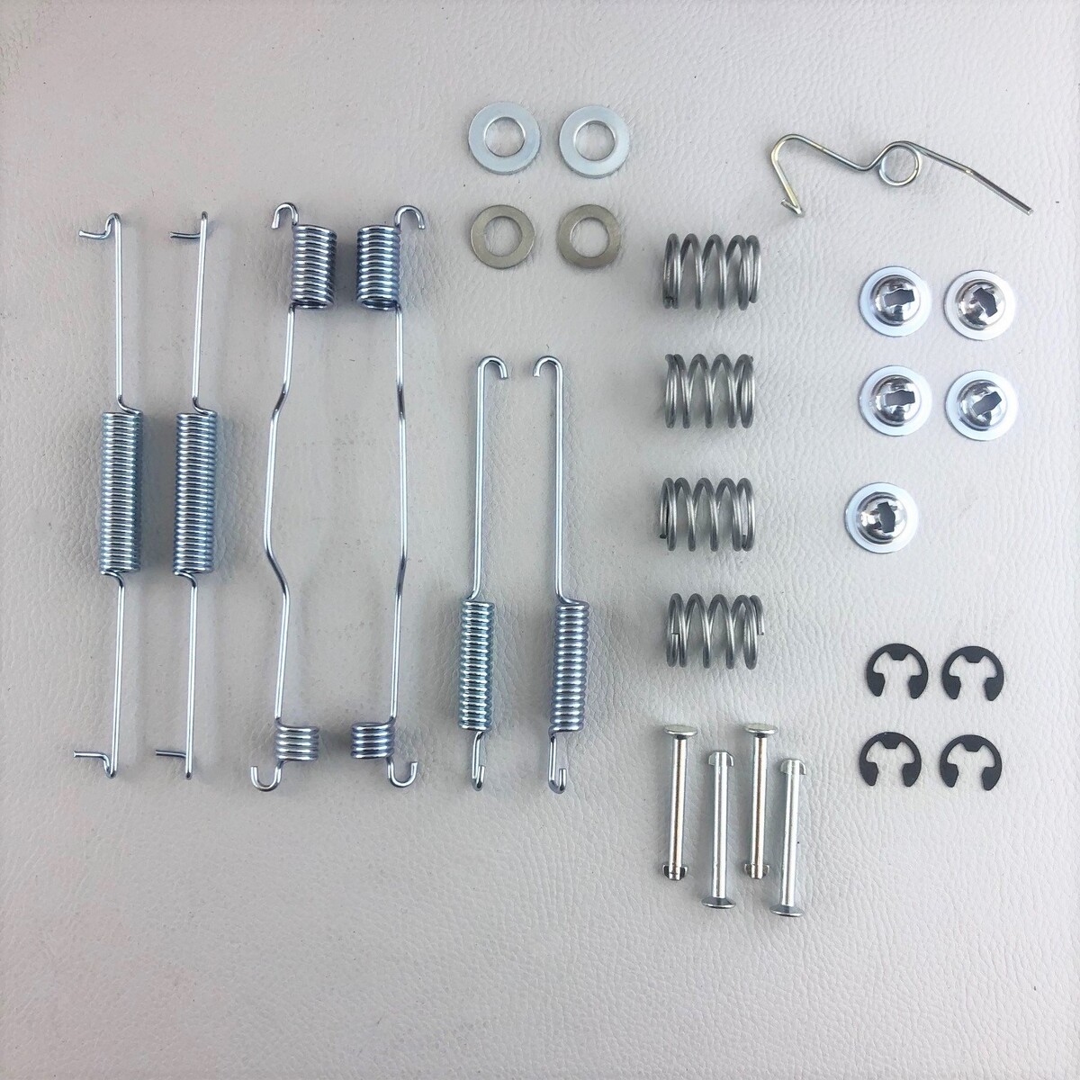 Brake shoe fitting kit for all cars 7/1993 on