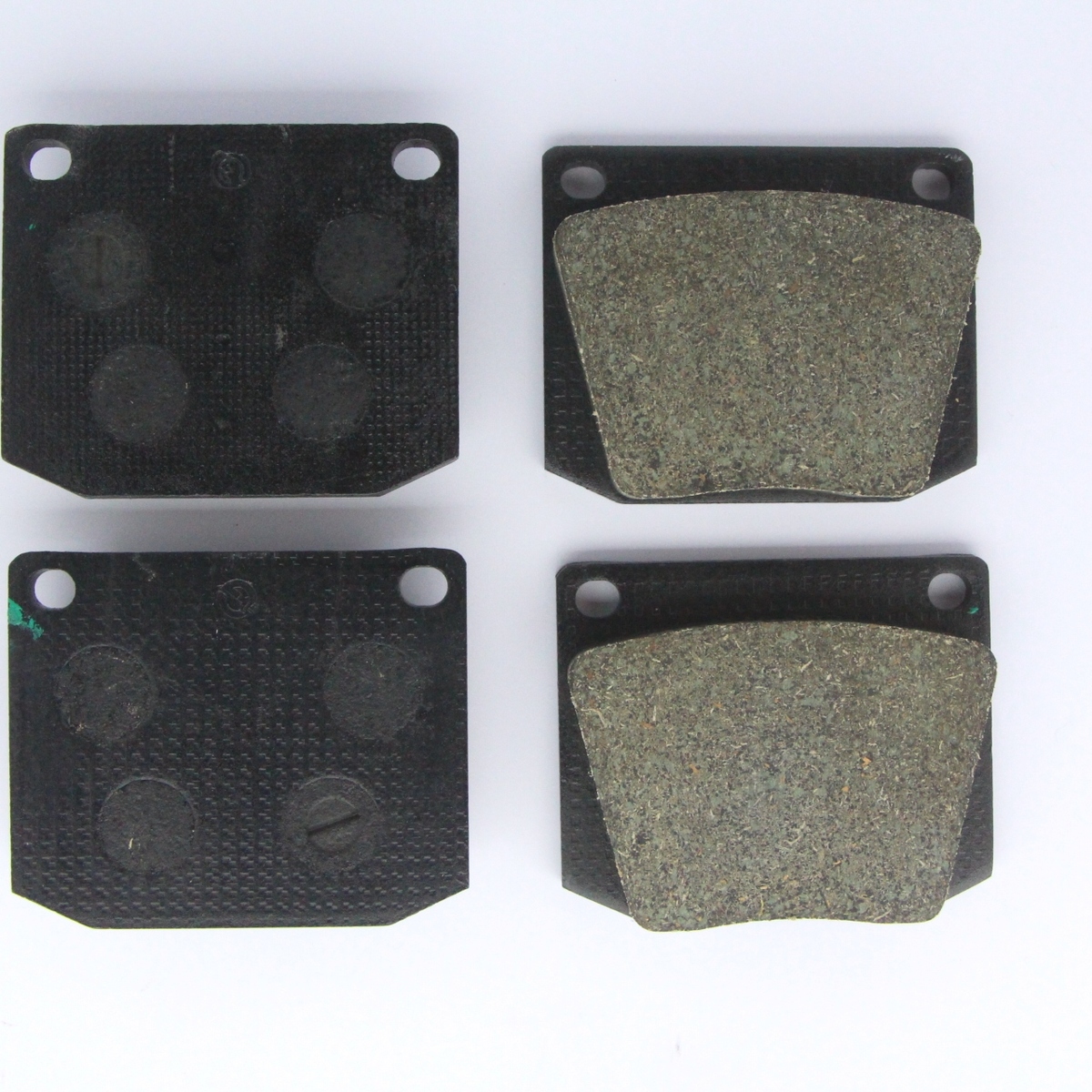 Brake pads axle set +8 1968-73