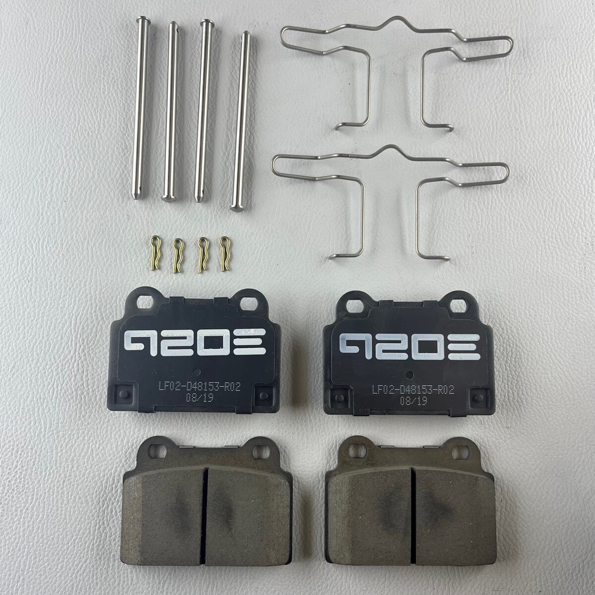 Rear brake pad set for Plus Six