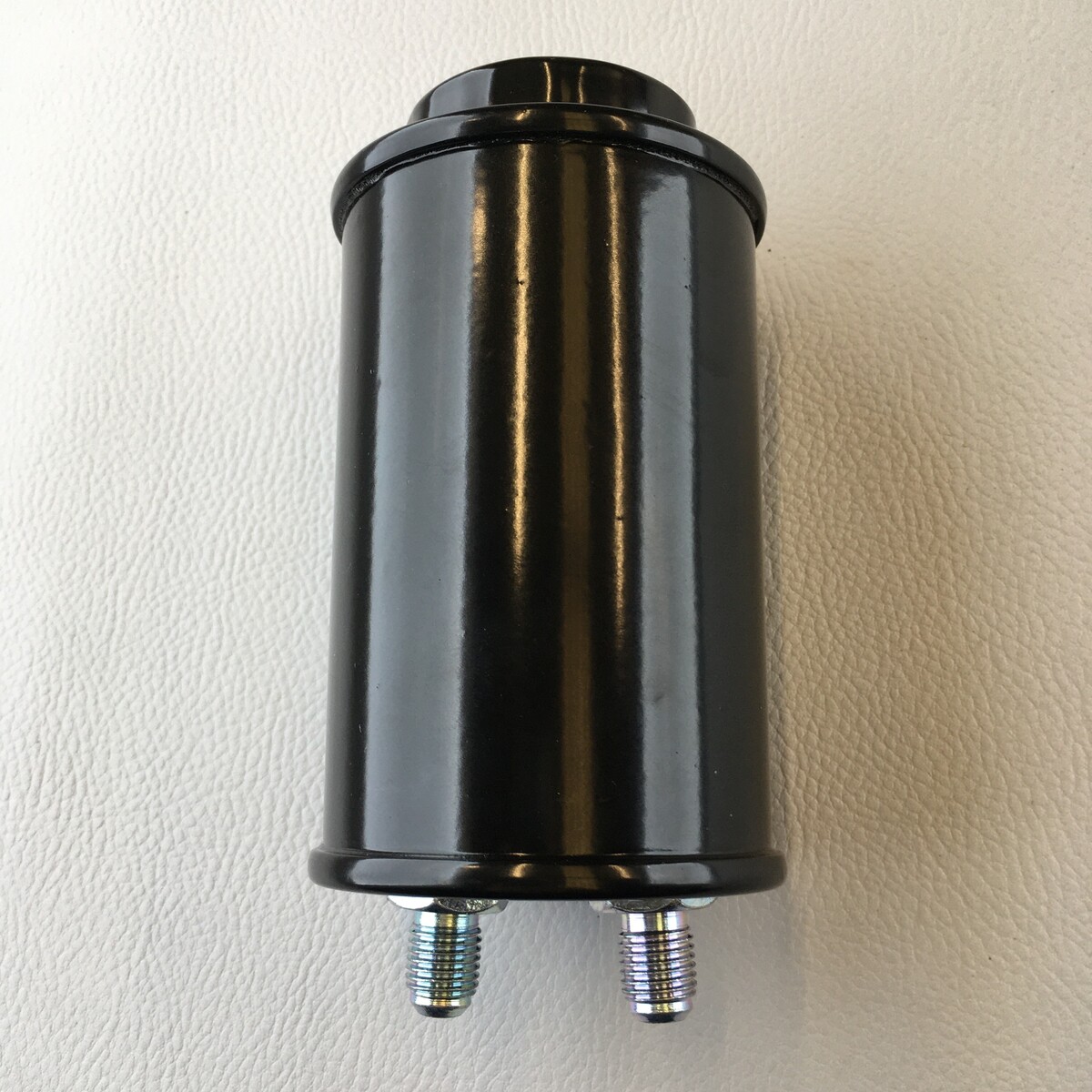 Fluid reservoir twin outlets (brake & clutch) for 4/4 pre 1970 & +4 pre 1968