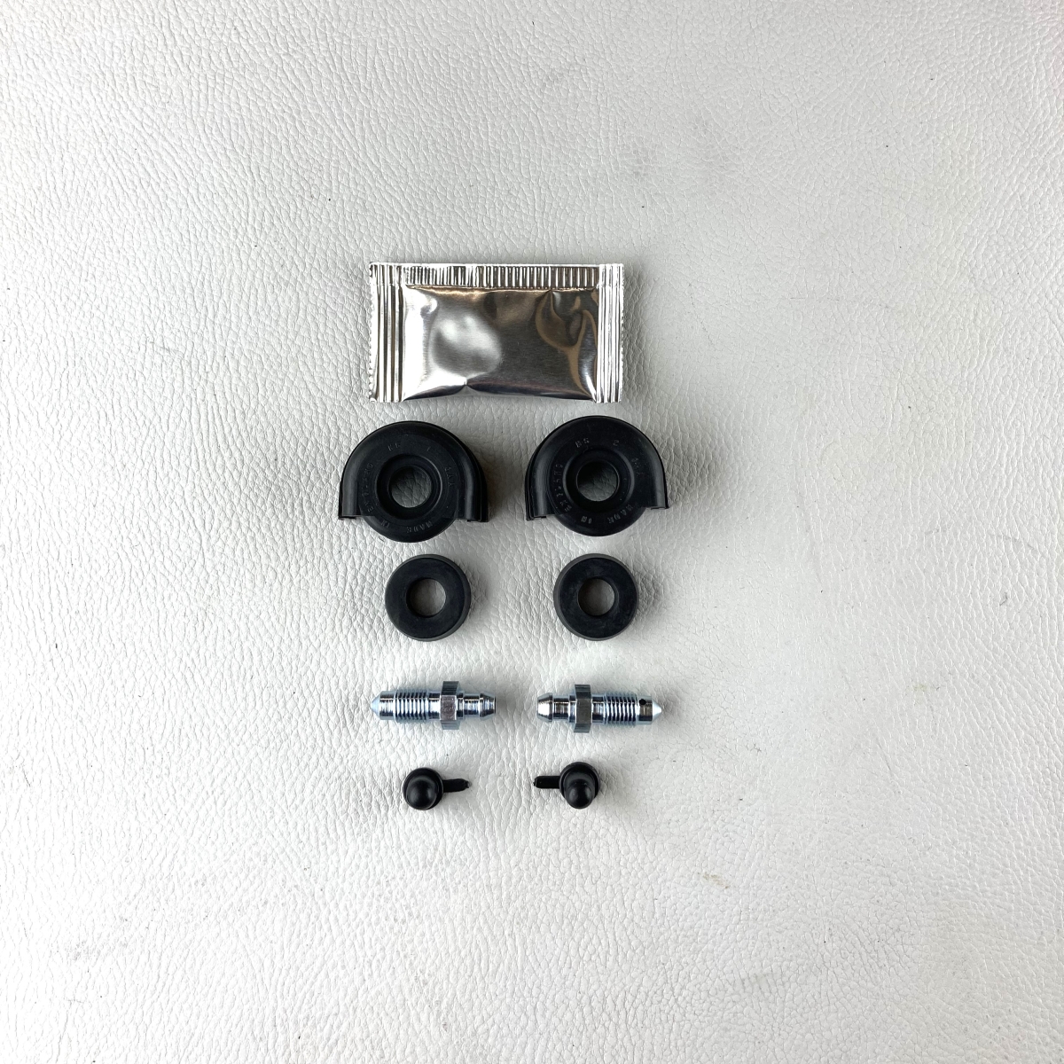Rear wheel cylinder service kit for BRH137 (car set)