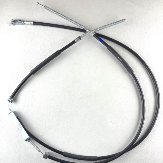 Hand brake cable 4/4 1800 and all cars 07/1993 on (Lockheed brakes). 76 3/4"...