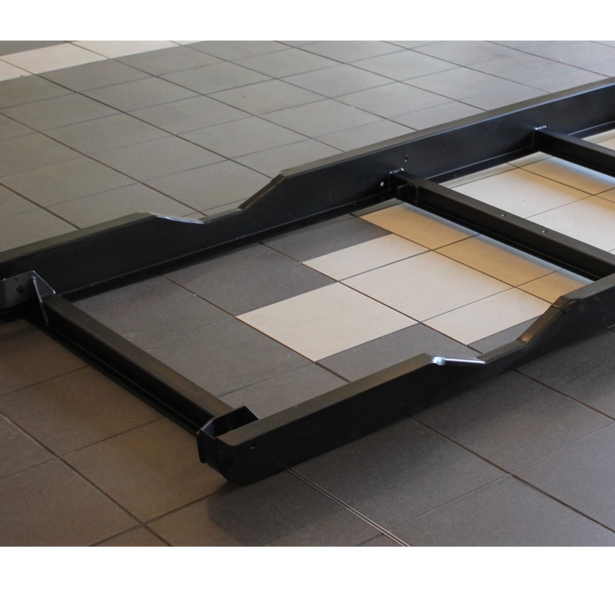 Chassis 4/4 2 seater crossflow (powder coated)