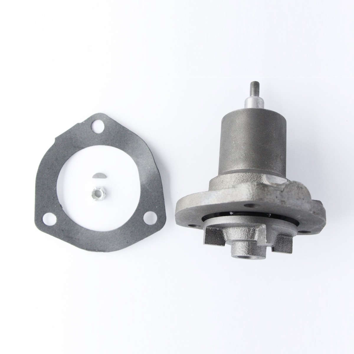 Water pump +4 Triumph engines