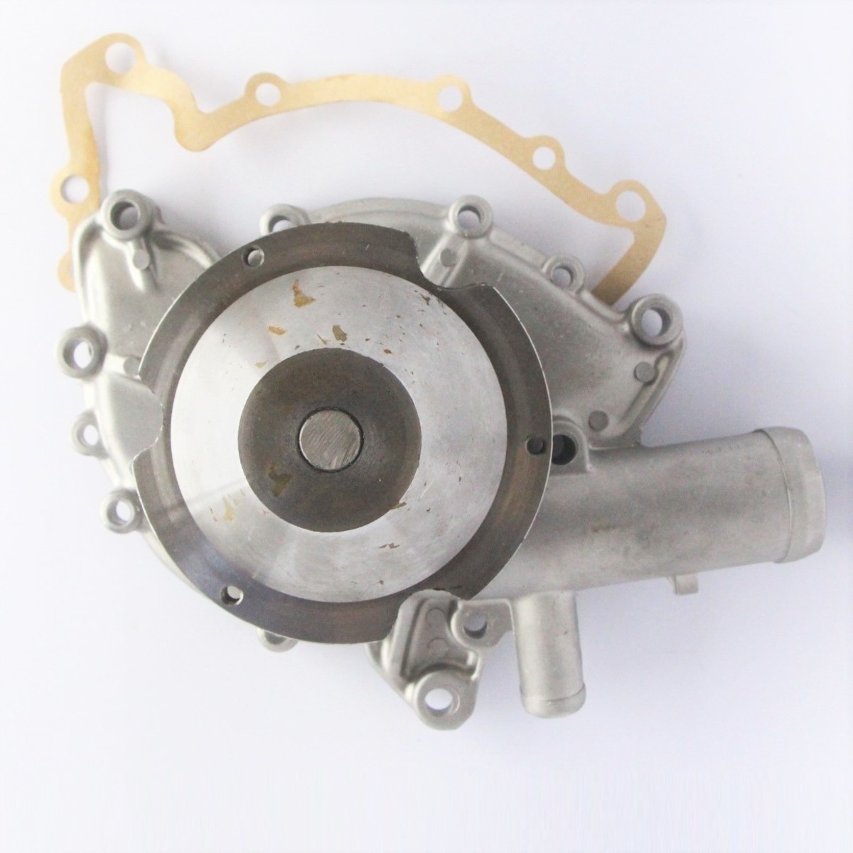 Water pump +8 4 speed.