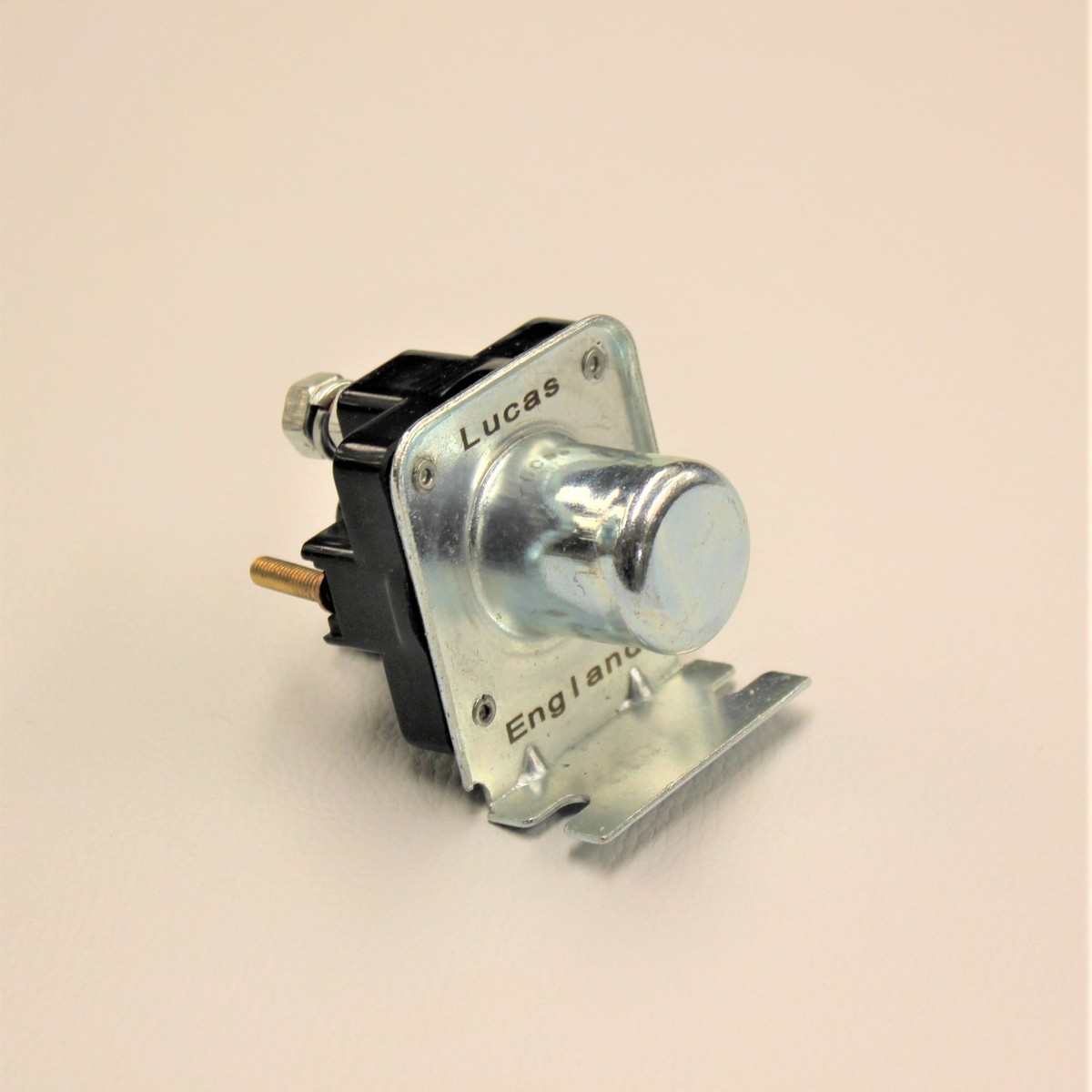 Starter solenoid 4/4 crossflow 1968-81 (for ballast ign system)