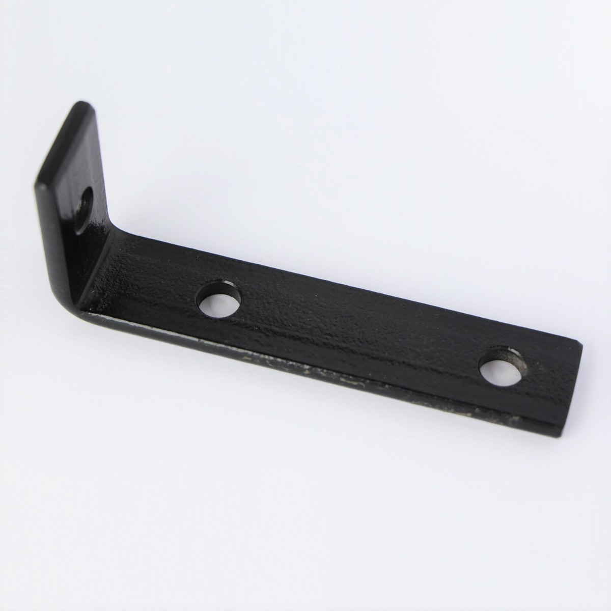 Exhaust centre bracket +8 5 speed