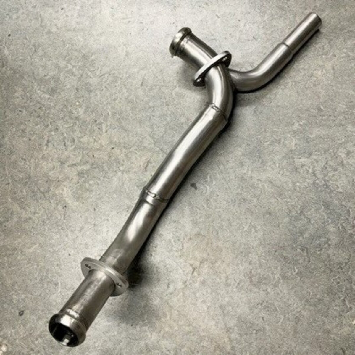 Down pipe right hand +8 4 speed