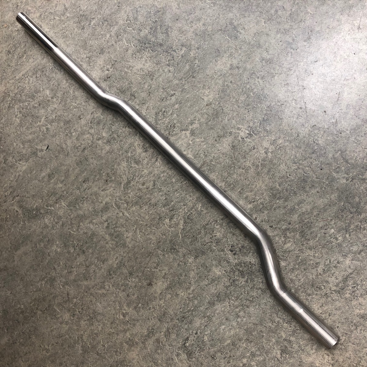 Tail pipe (l or r) without resonator +8 3.9 twin system