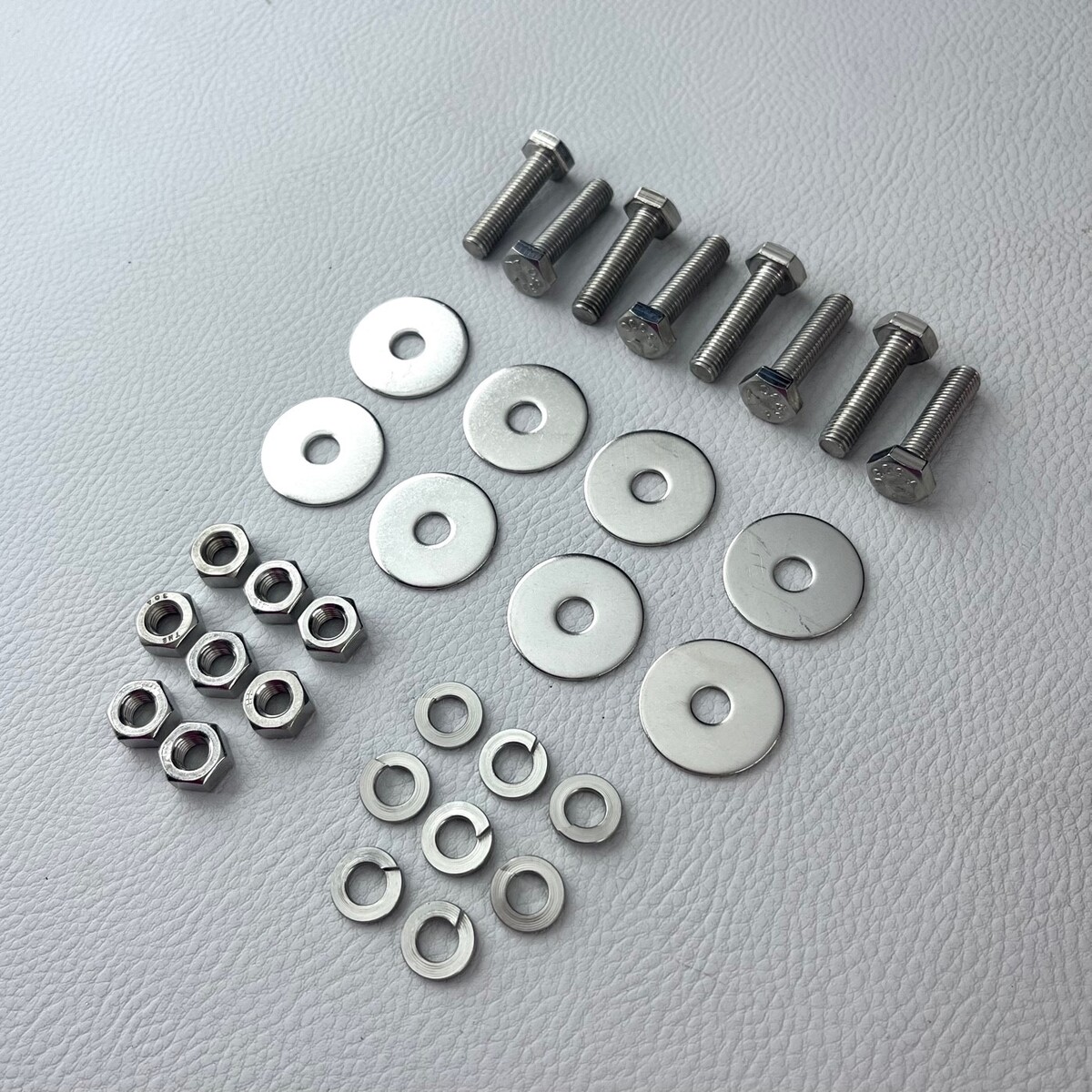 Rear light plinth bolts 2 seater (set of 8) s/s