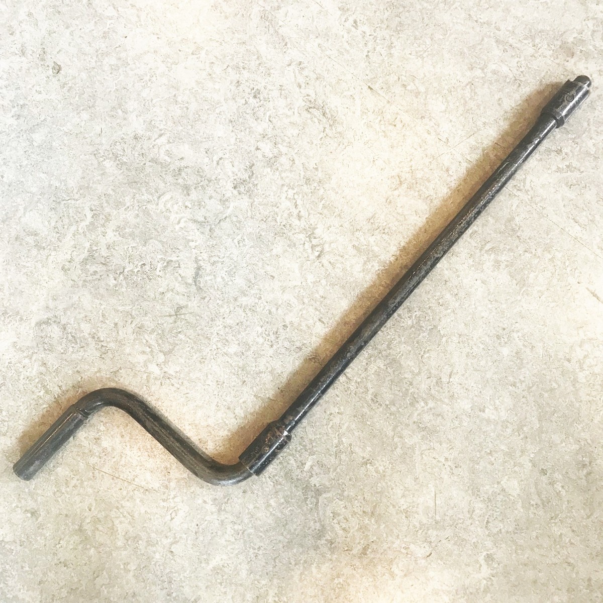 Starting handle - original new for +4 TR