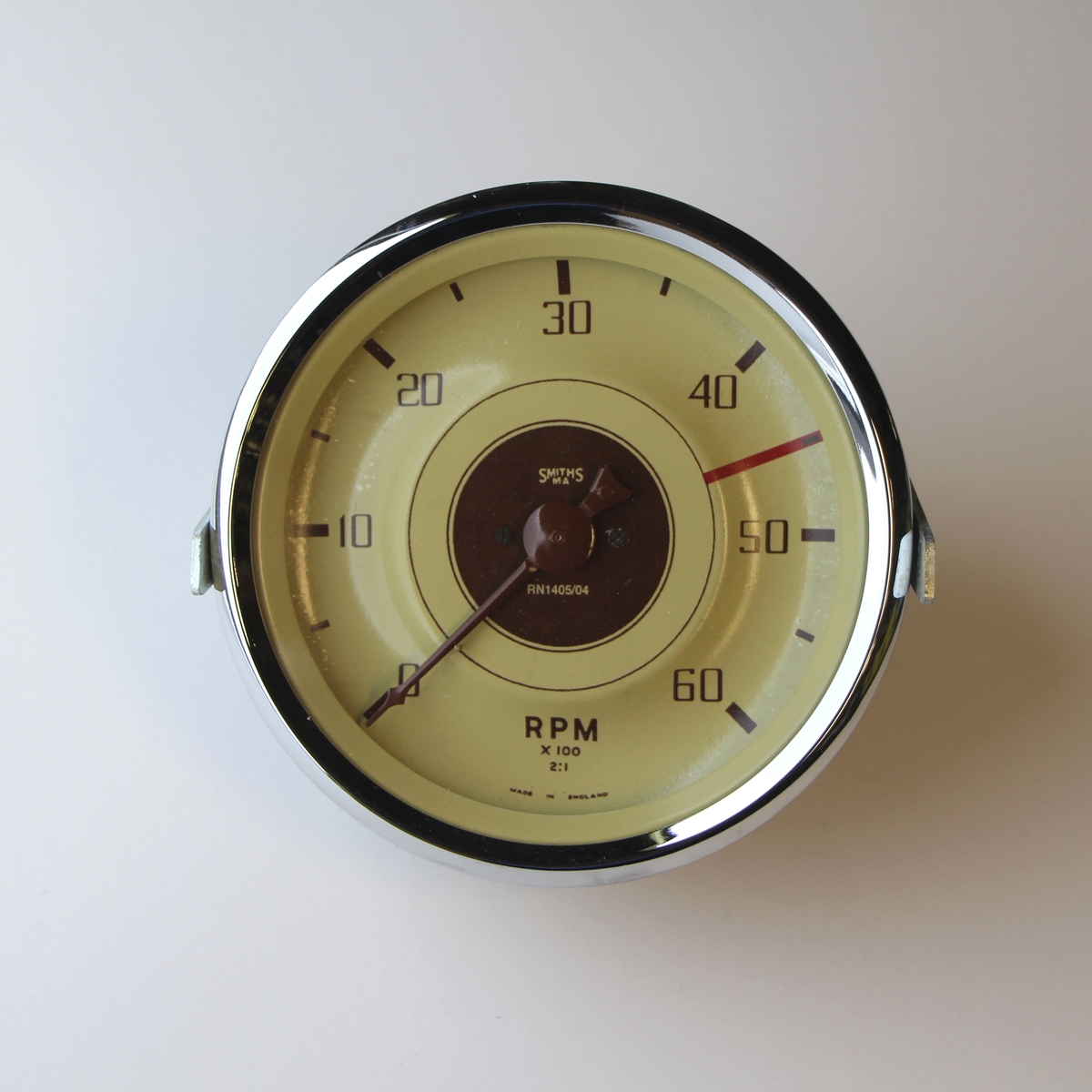 Rev. counter +4 pre 1962 cream face (4500 red line)