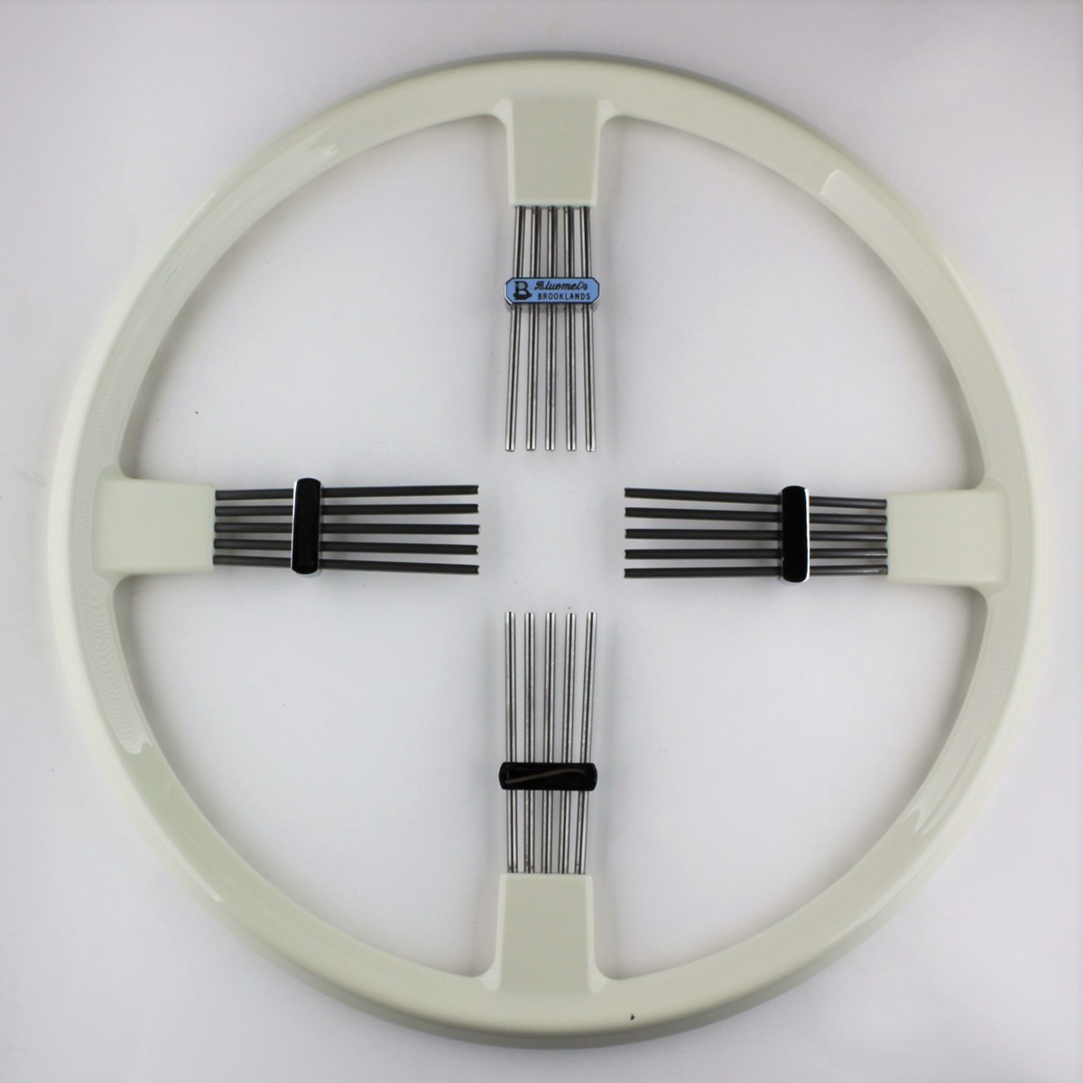 14" Brooklands 4 spoke steering wheel - ivory rim 35.5cm