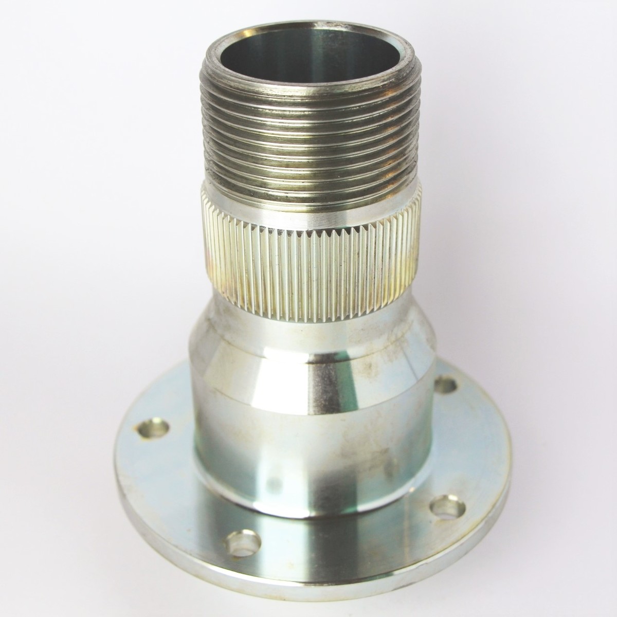 Front splined hub only left hand +4 & 4/4 to 4/1991 (no seals or bearings)