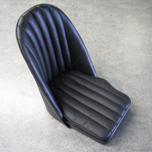 Bucket seat in black leather with wooden floor state left hand or right hand...