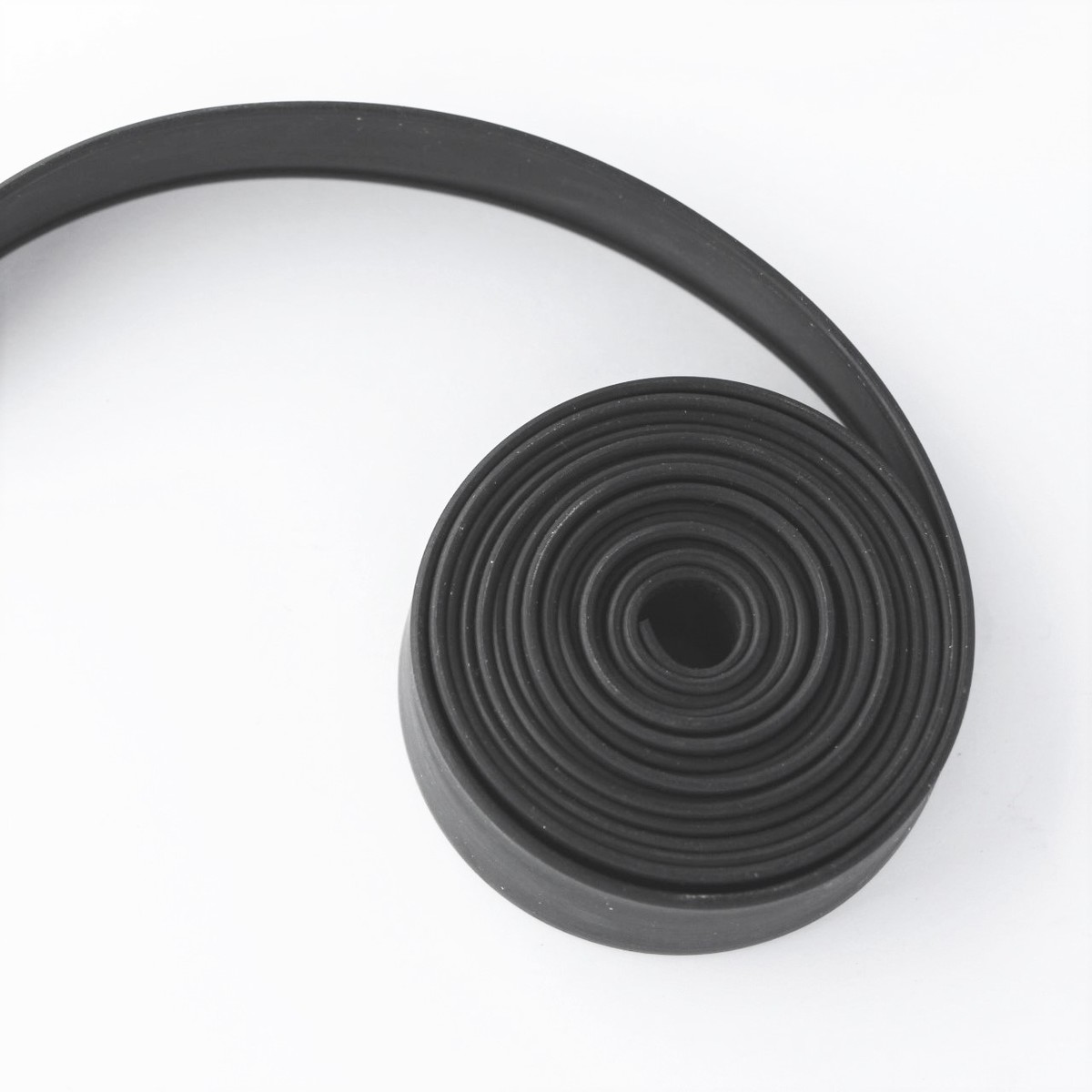 Rear panel ali bead rubber (pre 1975 cars) - car set 2m