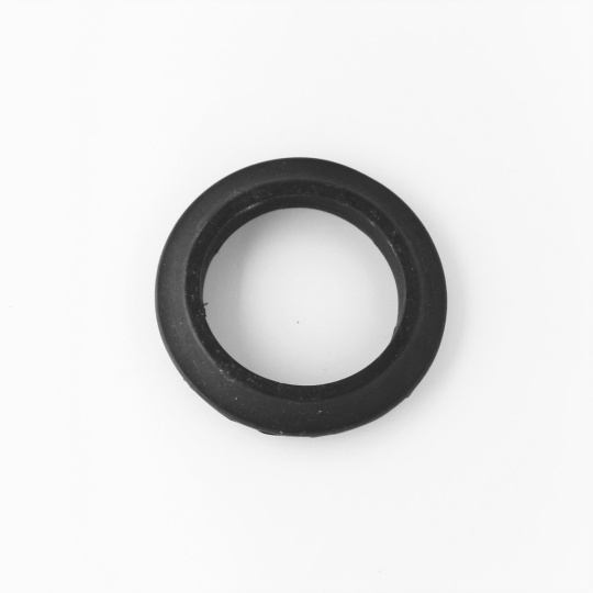 Fuel filler neck to body rubber sealing ring - coupe & flat rad