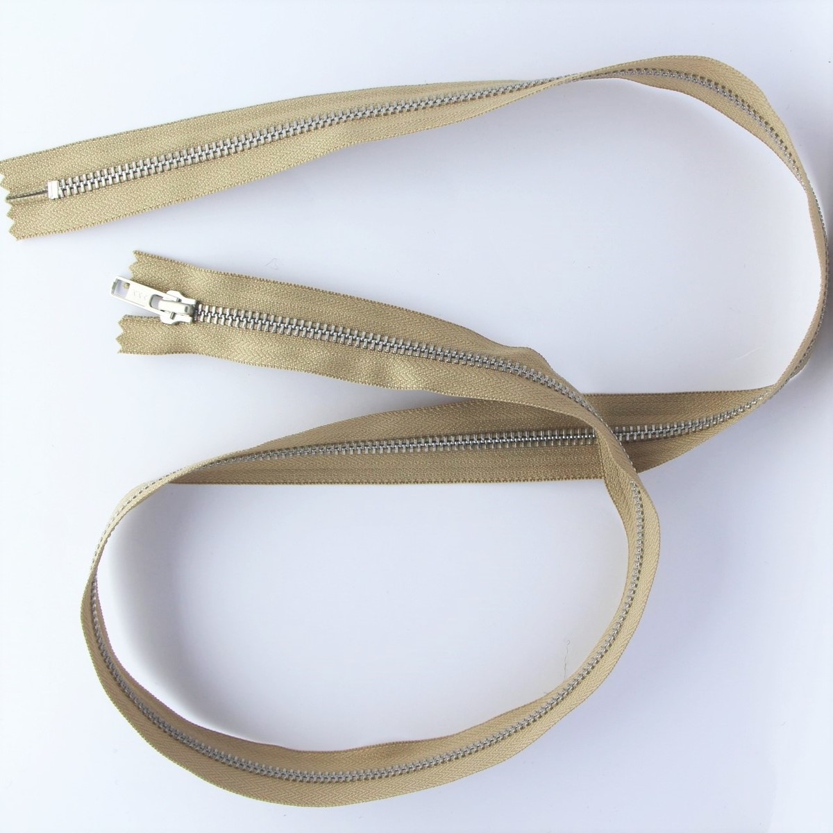 Beige tonneau zip 42" long for cars 9/1999 on