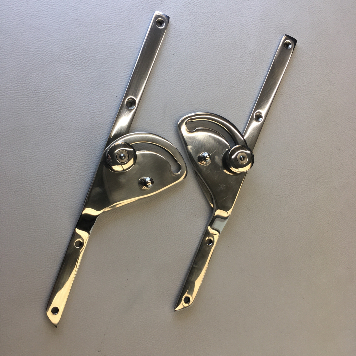 Used - folding windscreen kit but almost 'as new'