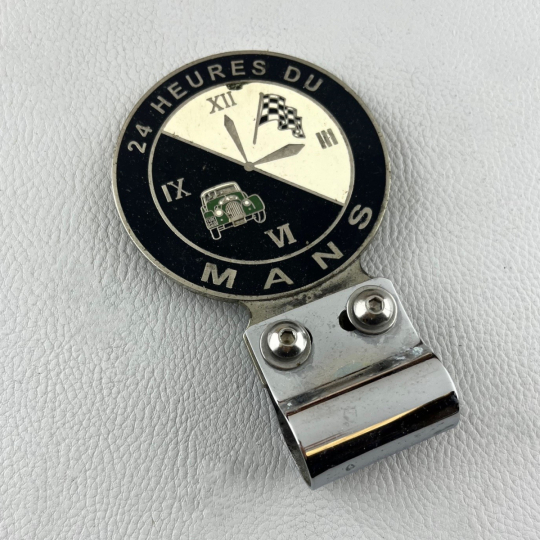 Le Mans enamel badge and badge bar clip