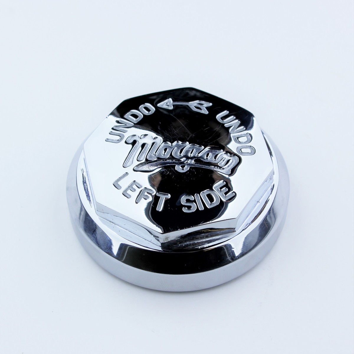 Continental hub nut left - engraved 'Morgan'