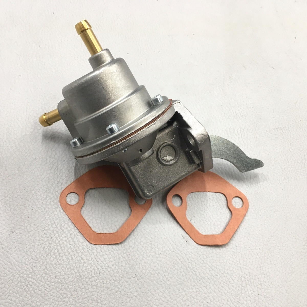 Fuel pump 4/4 crossflow (metal bowl) - push-on connections