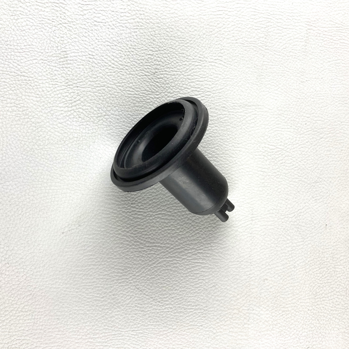 Rubber base for small rear lamp 1950-58 (ELA471)